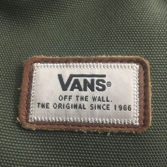 🔥SOLD🔥- Vans backpack with laptop sleeve - Picture 4 of 11